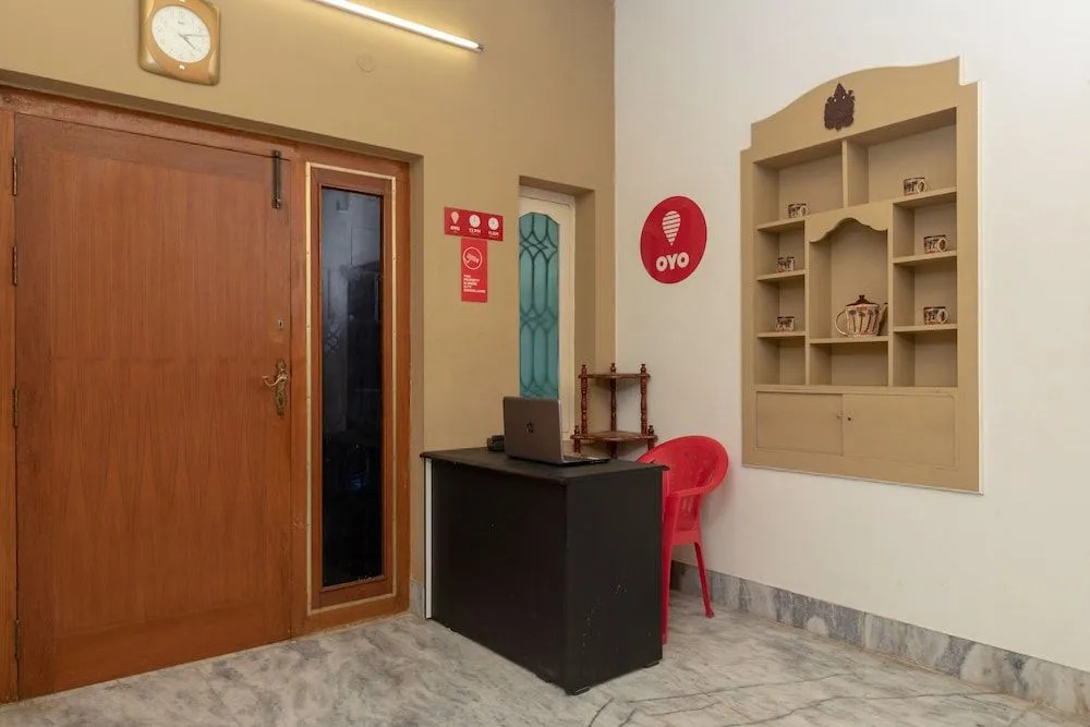 OYO 16956 Royal Home Stay Royal Garden