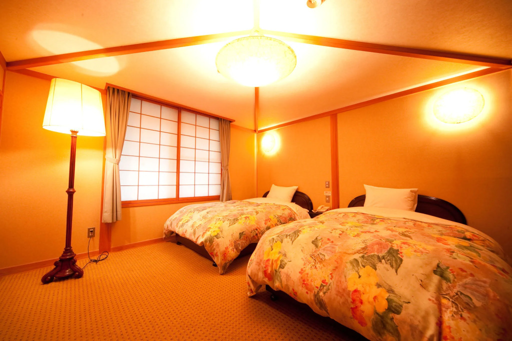 Yufuin Onsen Ryotei Tanokura