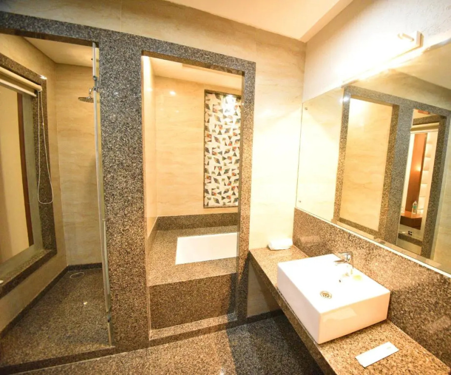 Hotel SK Grand