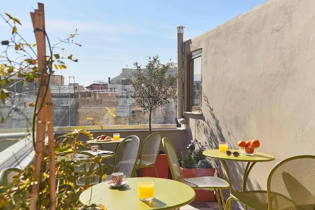 Old Athens style 1bdr with Acropolis view rooftop!