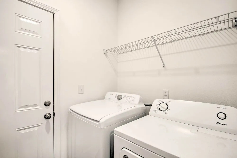 Downtown Pensacola Vacation Rental w/ Yard