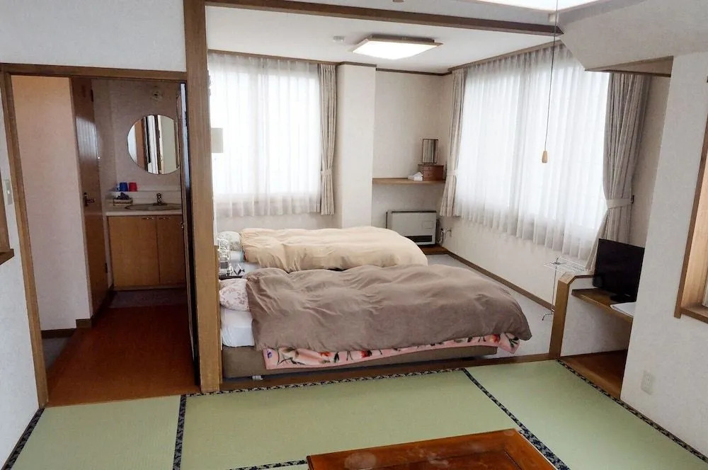 Mikawaya Inn