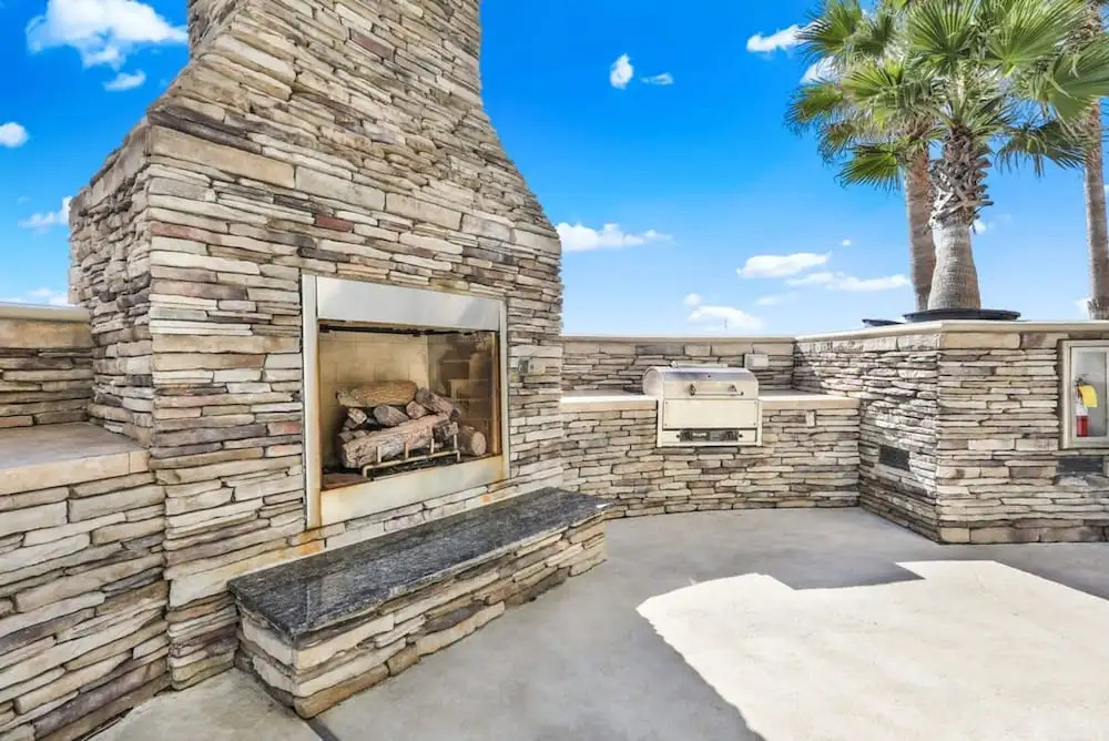 Beachfront Escape Sleeps 10 Incredible Views