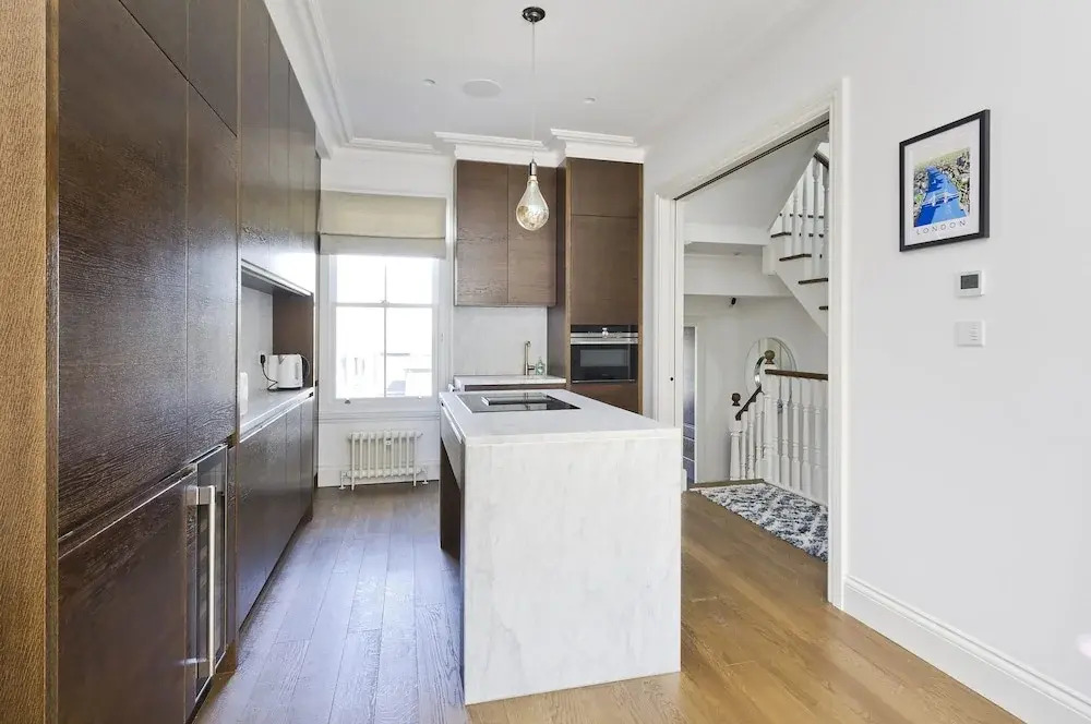 4-bed Flat With Amazing Balcony Views