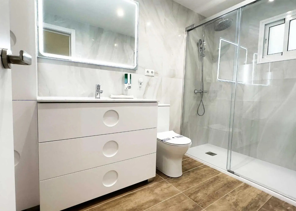 1 Bedroom Apartment Second Line Beach- Parque Marbella Building
