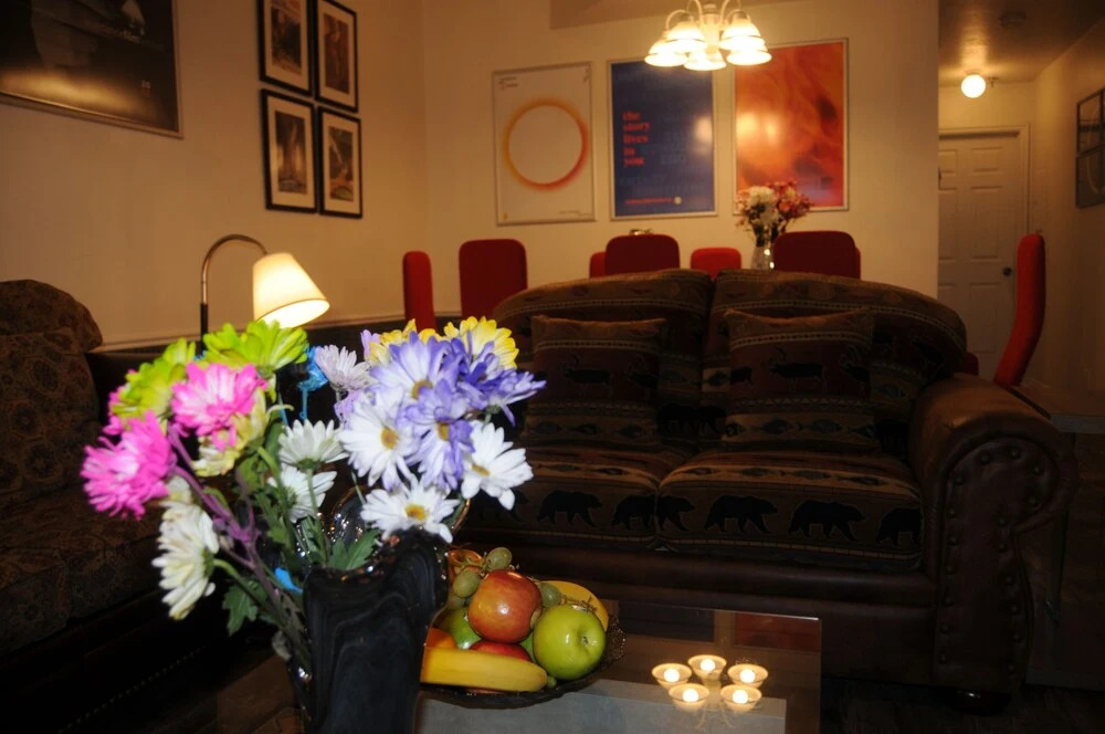 Park City Condo with 6 beds, 3 bedroom, 3 bath, 4 min to ski, 2 min to Sundance HQ