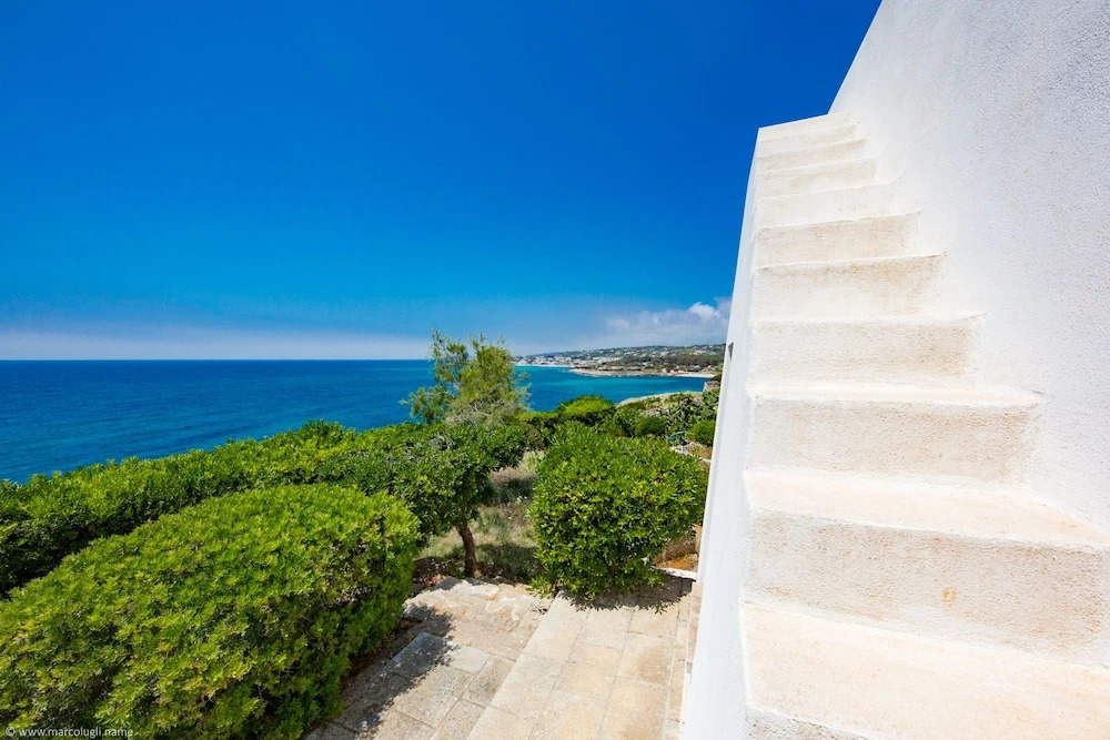 Villa Finestre sul Mare I