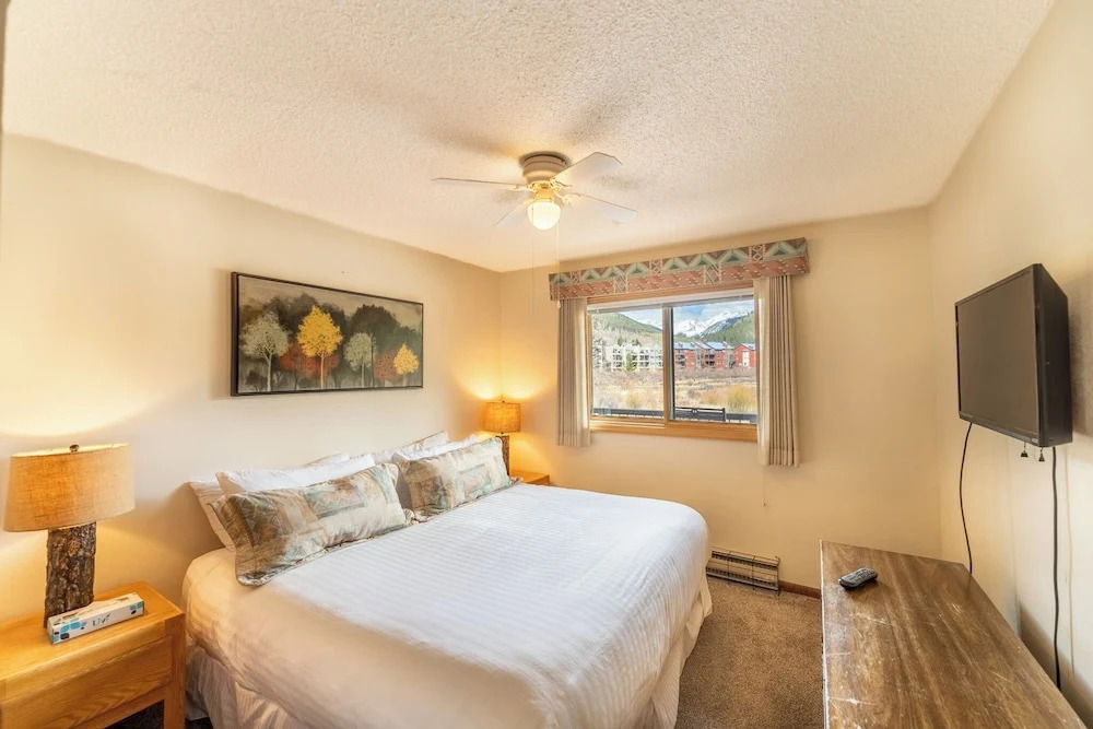 Snowdance 203c by Summit County Mountain Retreats