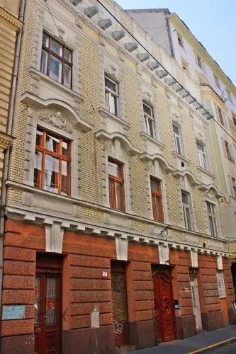 Art Dream Apartment