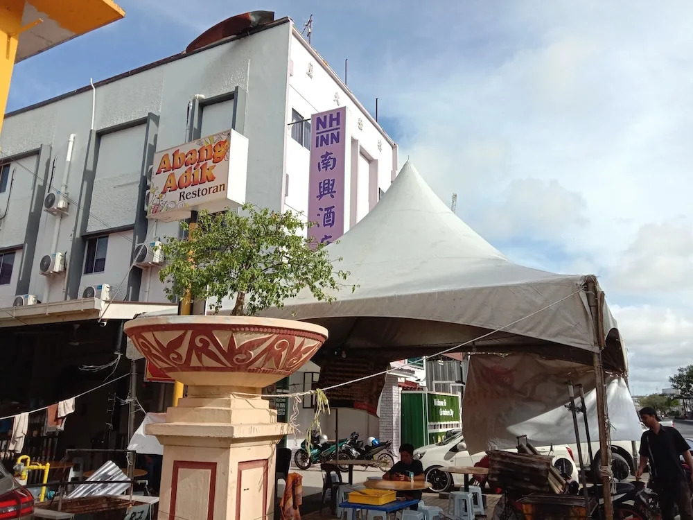 OYO 90089 N H Inn