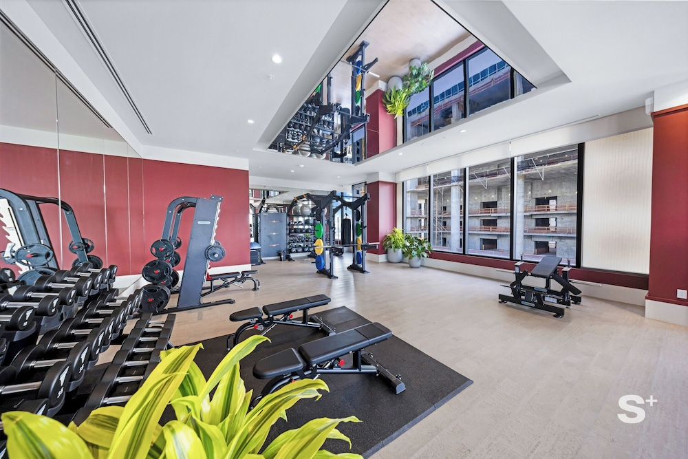 Modern Condo in DTW Miami - Gym & Pool