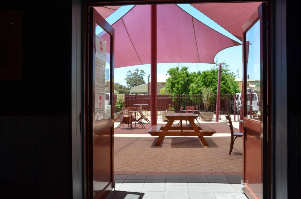 Copper Coast Hotel