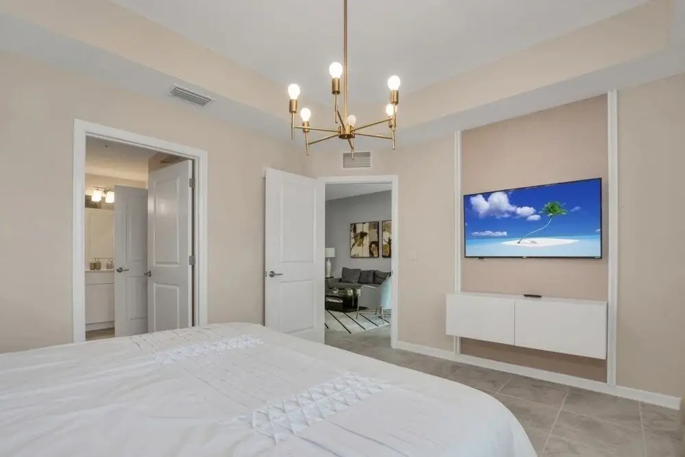 Amazing Story Lake Brand New Luxury 3 Bedroom Cond 3 Townhouse by Redawning