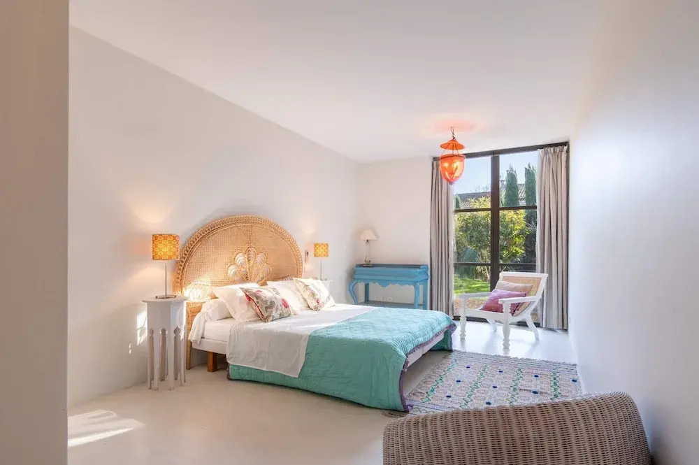 Villa Vilo Your Paradise in the Heart of Alpilles
