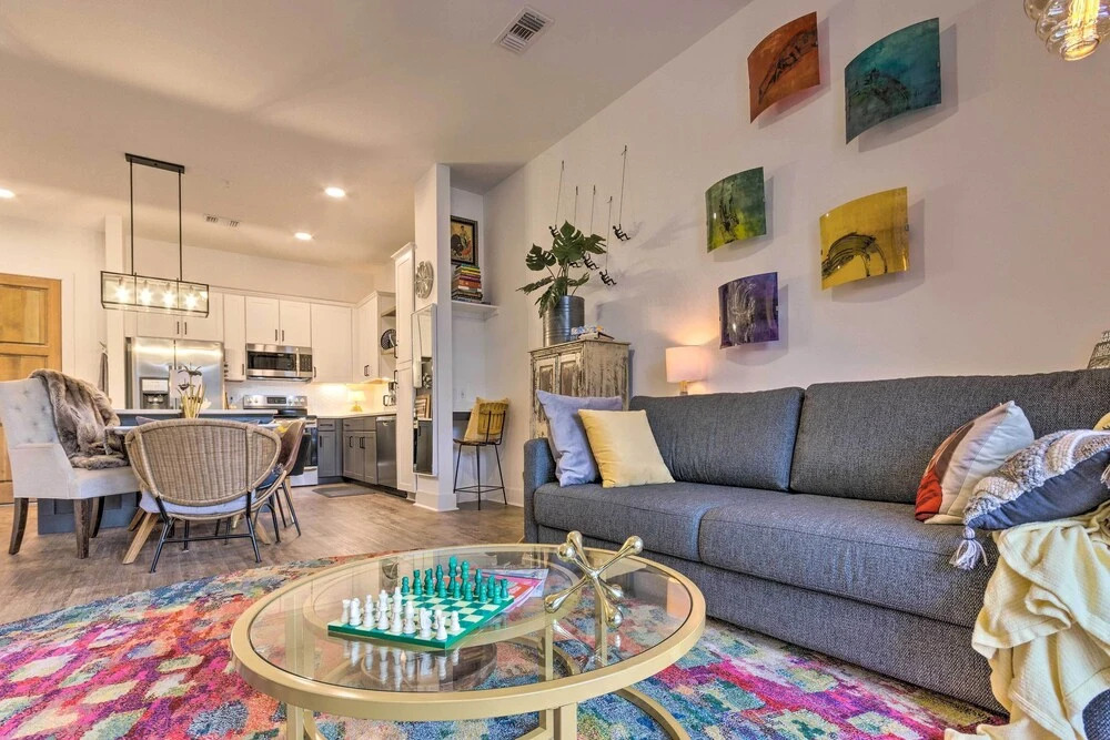 Walkable Downtown Asheville Condo w/ Balcony