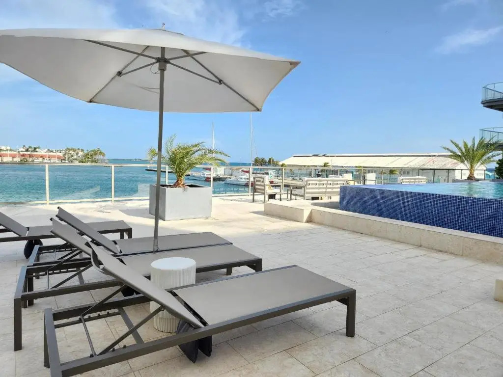 ARUBA DREAM GETAWAY 2BR/2BT OCEAN & POOL VIEW