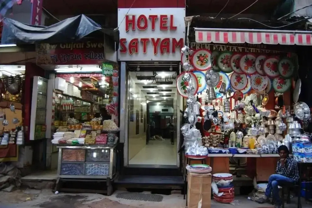 Hotel Satyam