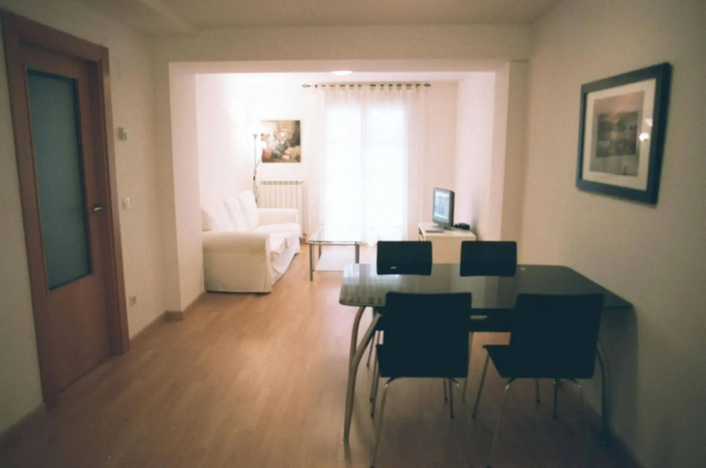 Apartamentos Auhabitat Zaragoza, edificio de apartamentos turísticos