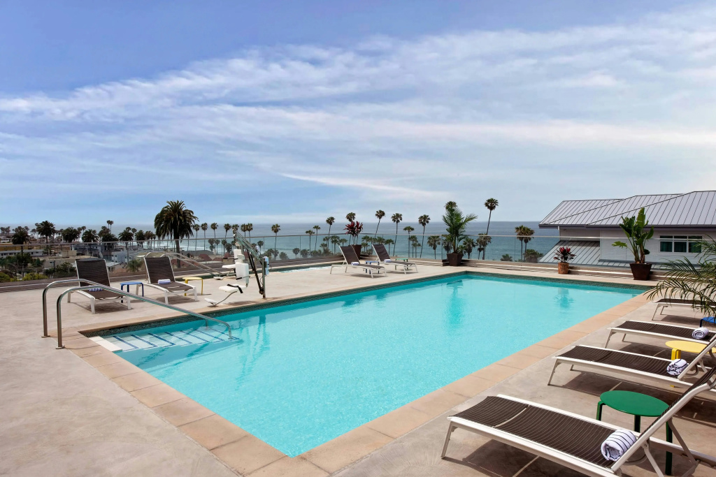 SpringHill Suites by Marriott Oceanside Beach