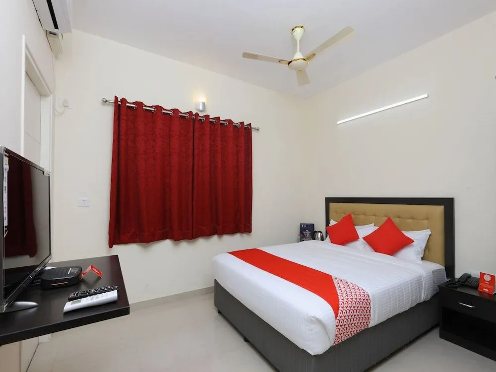 OYO 13917 Daniel's Silver Oak serviced apartments