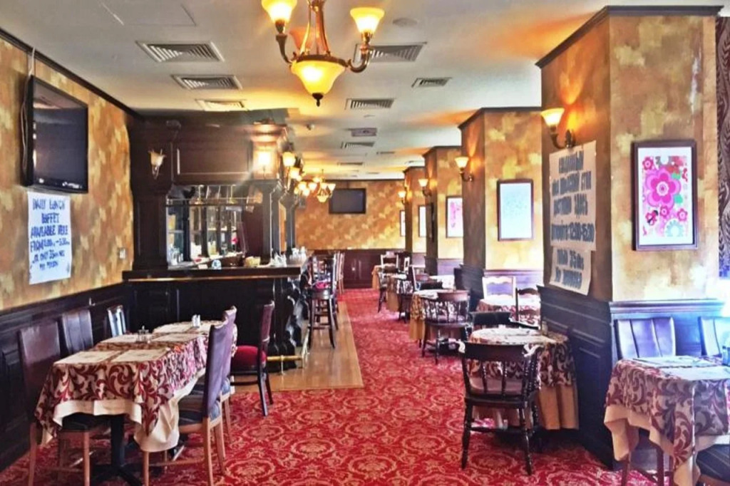 Al Khaleej Palace Deira Hotel
