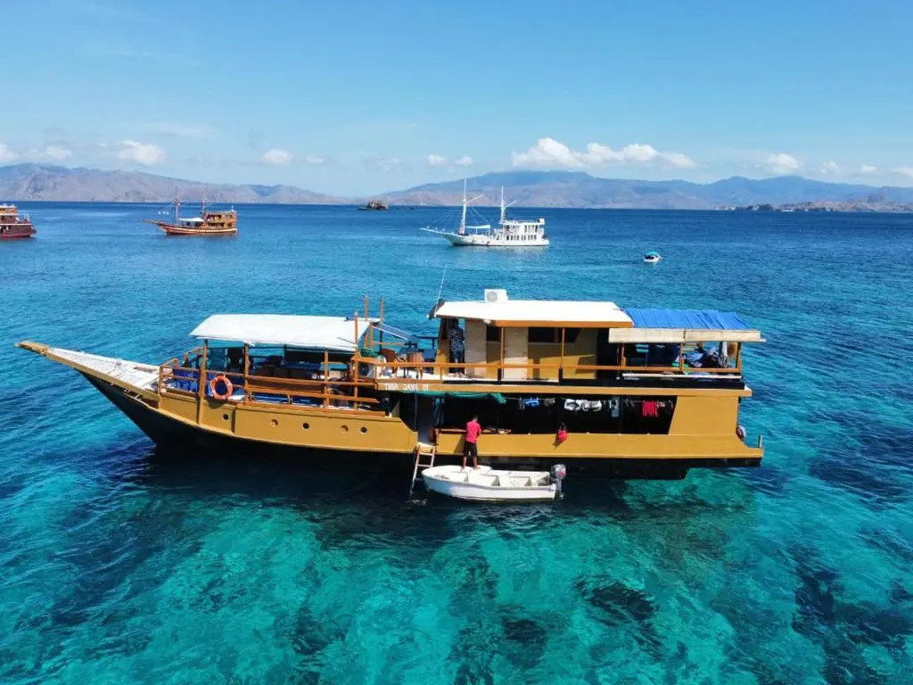 Liveaboard 2Days 1Night