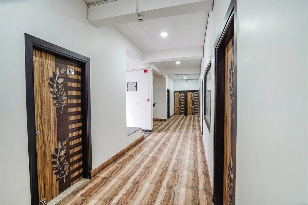 Super Collection O Sector 55 Noida Near Noida Stadium