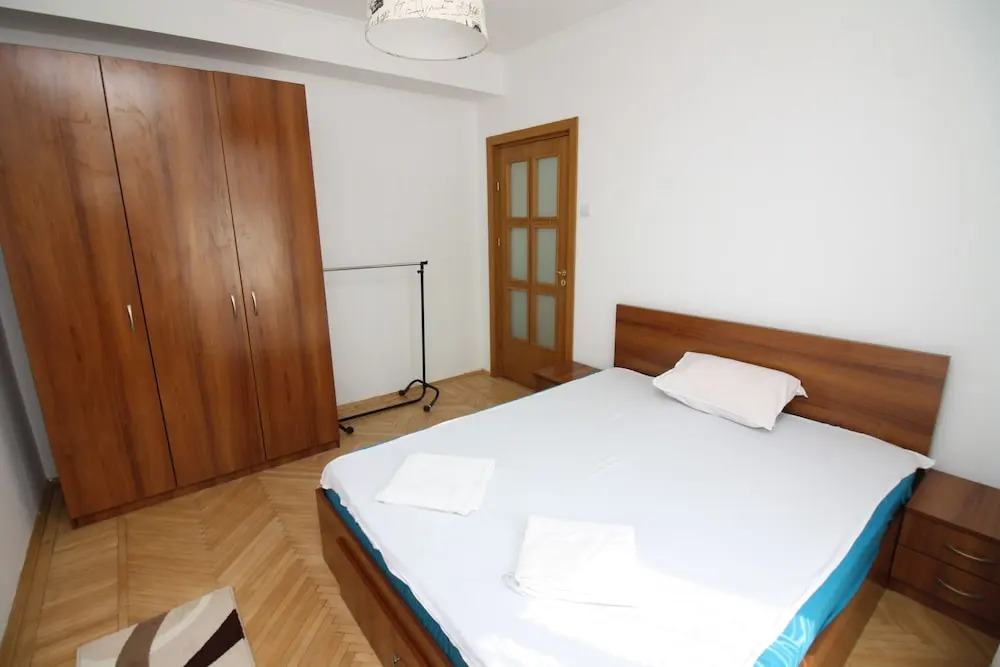 EYTAL Bucharest Central Apartment
