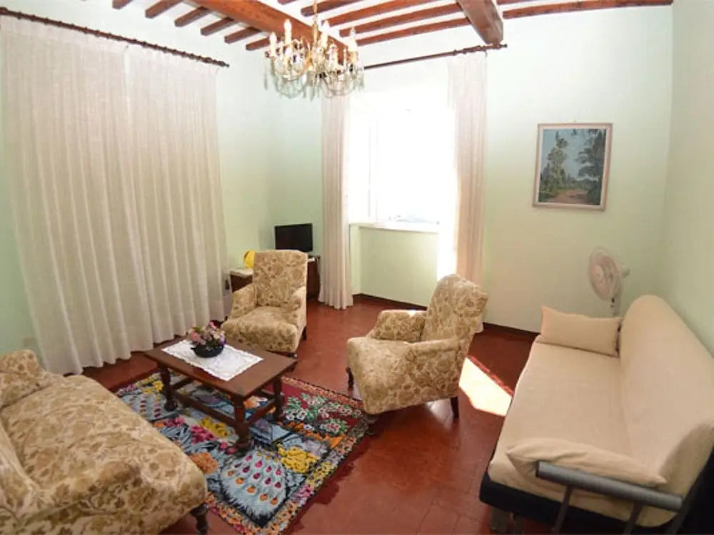 House in Ciciana With Pool and Scenic Views