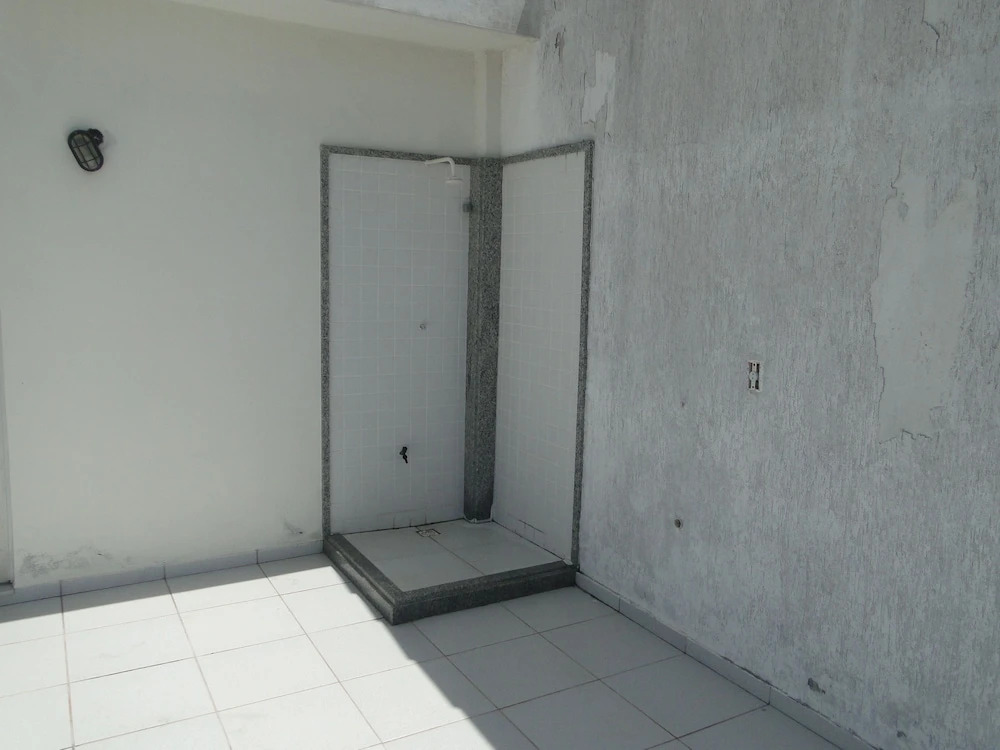 Linda Cobertura Duplex Renovada e Ampla