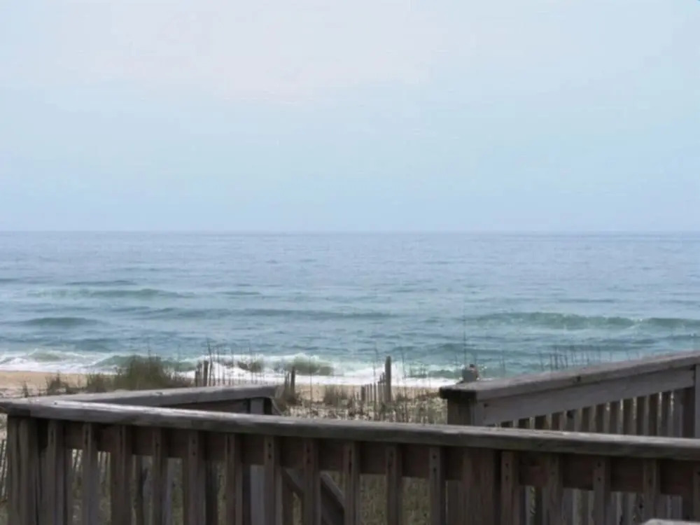 40 Hatteras Blew Studio Bedroom Condo by RedAwning