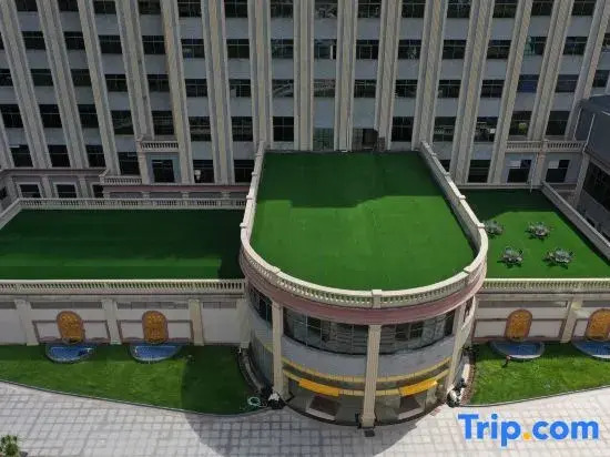 Qianjiang Hot Spring Hotel