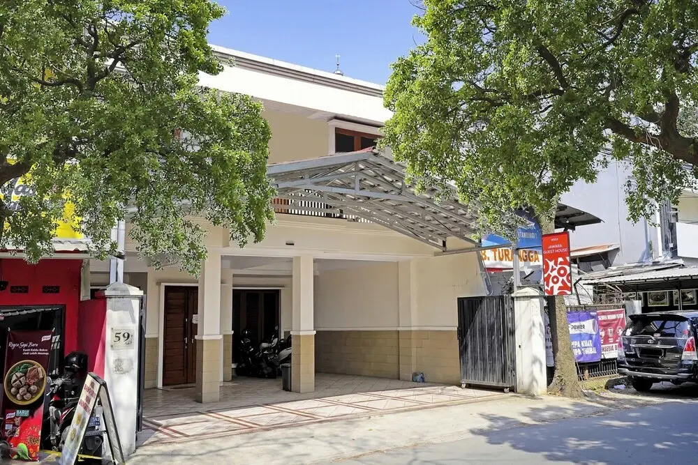 Jawara Guest House Syariah by OYO