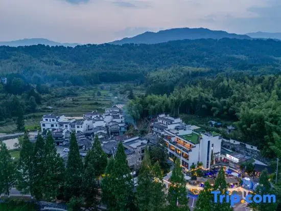 Floral Hotel·Huangshan shi’shangyisu hotel (Hongcun scenic area)