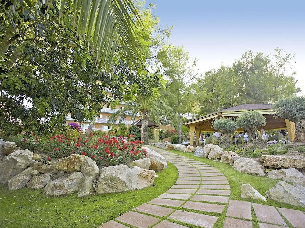 Ona Palmira Paradise Hotel