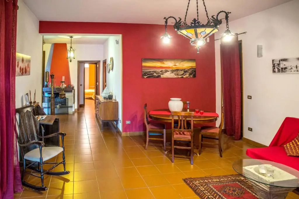 Apartment with 2 bedrooms in Palermo with enclosed garden and WiFi 800 m from the beach
