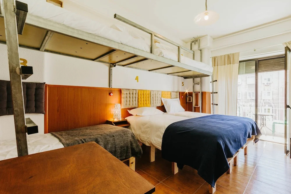 Santos Hostel - Lisbon