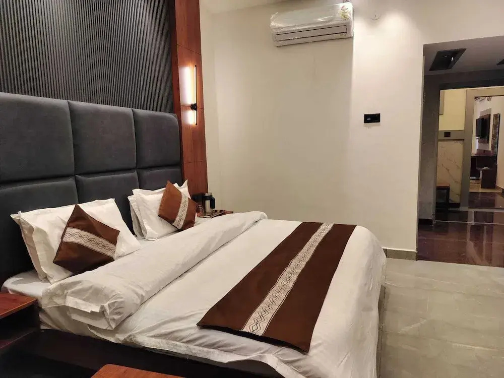 Hotel kerni palace