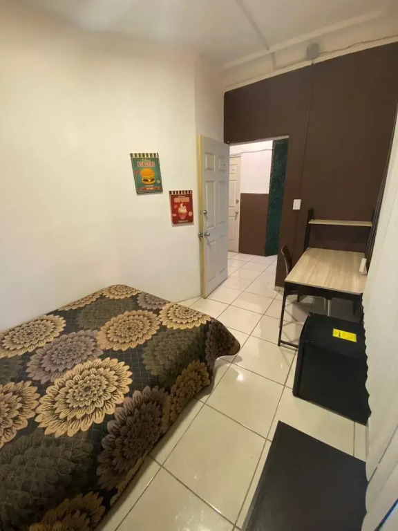 RMS Hostal