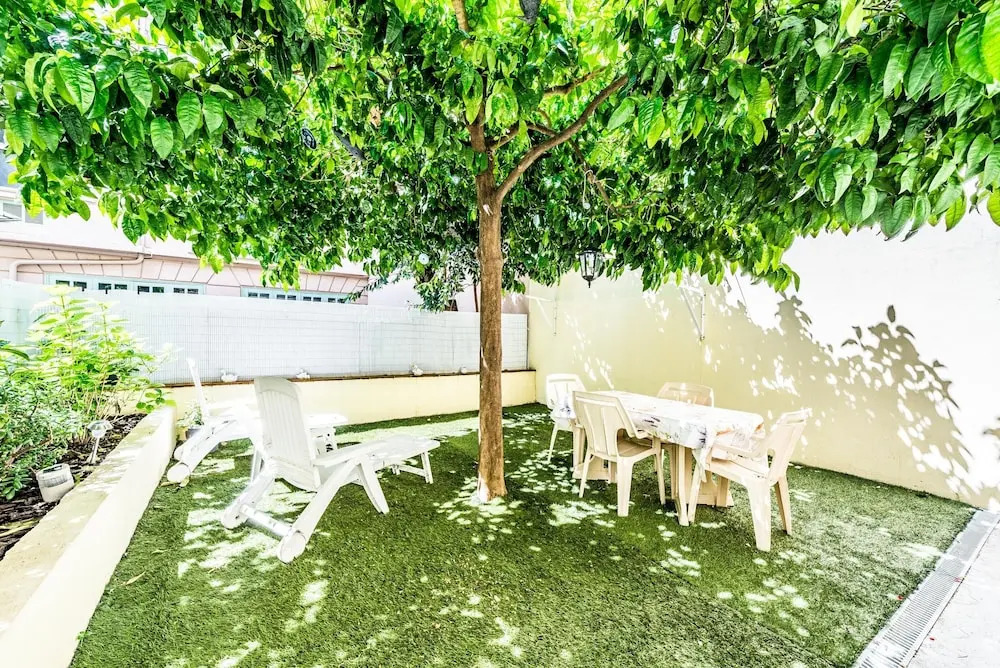le palais osiris Nice centre jardin wifi clim parking