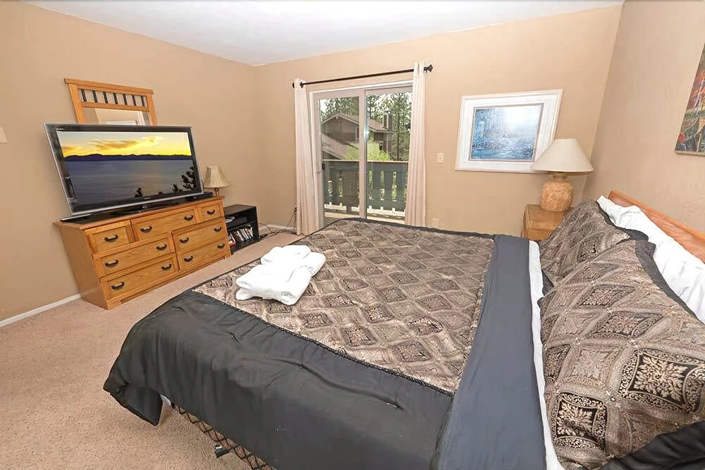 1233 Timber Lane 2 Bedroom Home