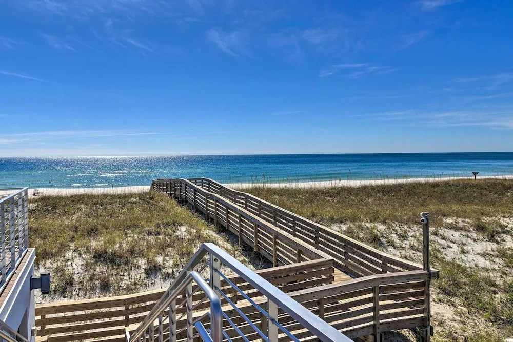 New! Unforgettable Family Getaway At Resort ! 3 Bedroom Townhouse