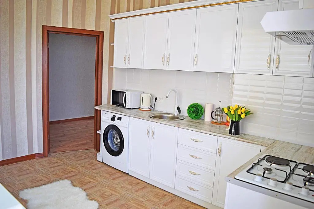 Bishkek Sunny Apartment in the center
