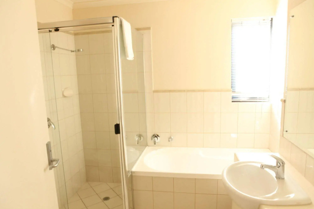 Glenelg Beachside Apartments