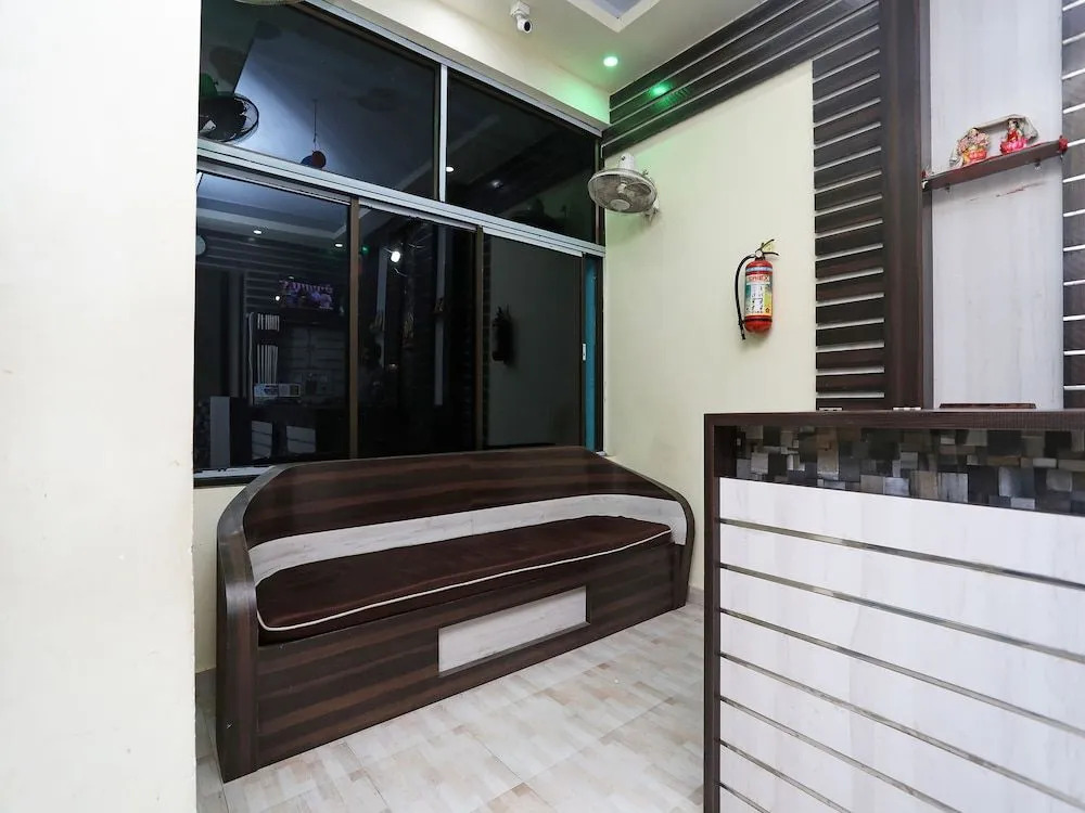 OYO 26152 Hotel Aarush