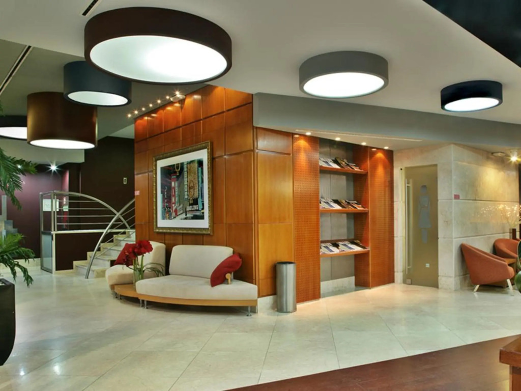 America Diamonds Hotel