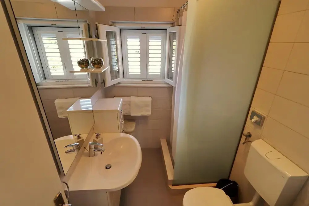 Villa Ivana - Three-bedroom Villa With Private Pool ID Direct Booker 986