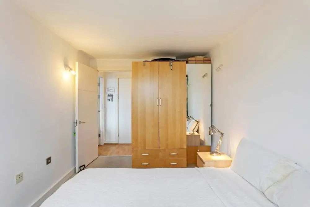 Amazing 2 Bed Apt W/balcony nr Stoke Newington