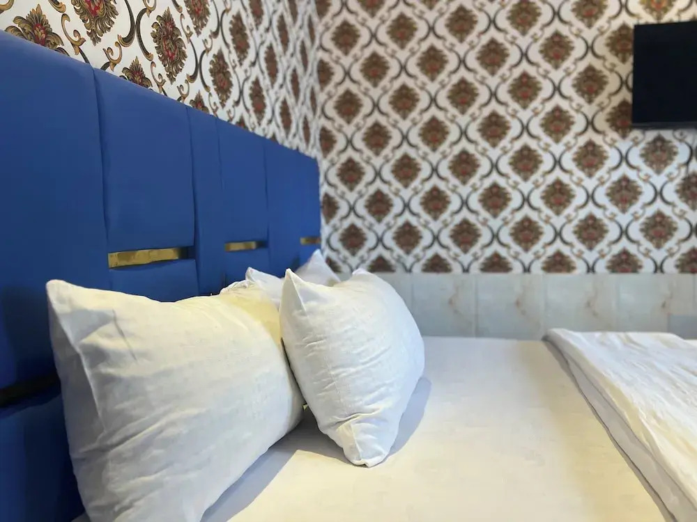 Ice Suites