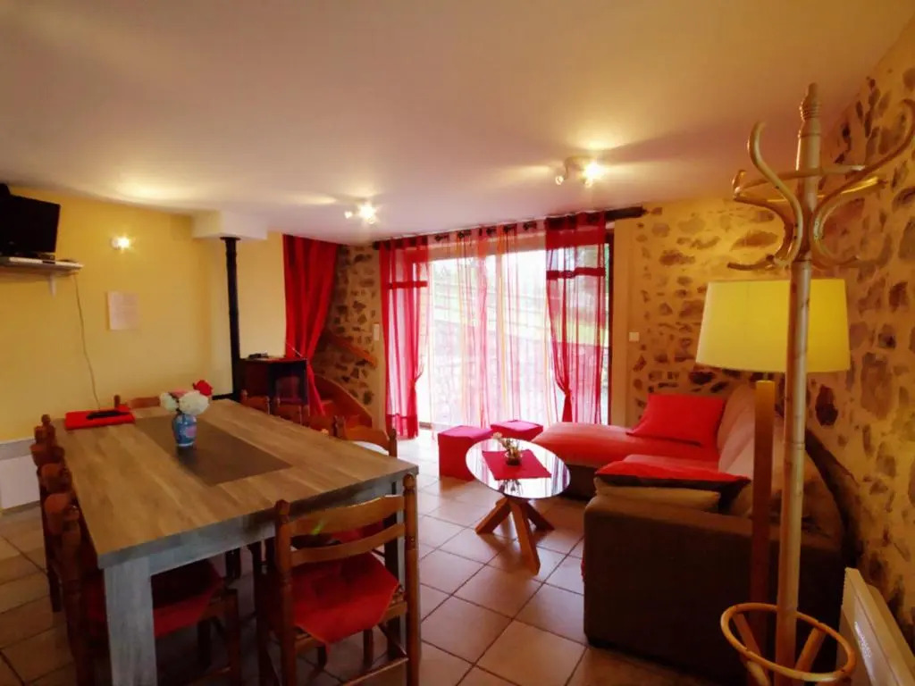 Gîte calme avec vue, animaux bienvenus, draps et ménage inclus ! - FR-1-496-17